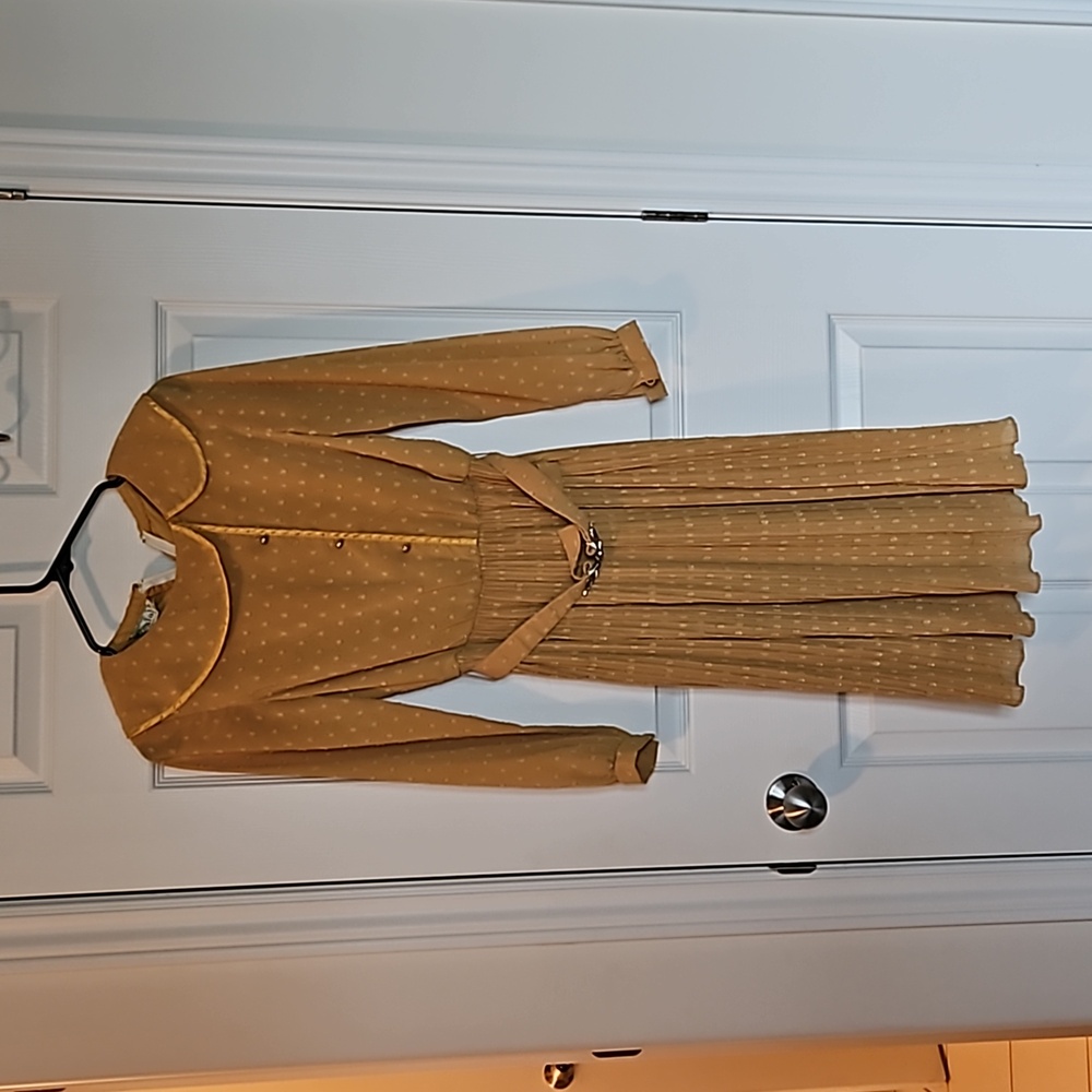 Vintage mustard yellow dress with Peter pan collar